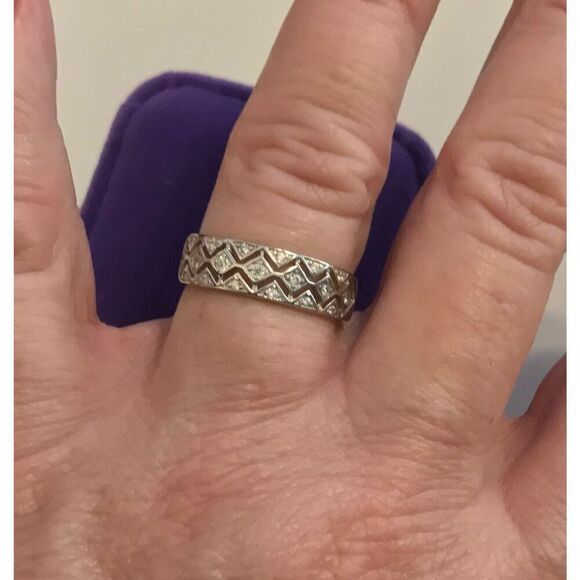 Lovely New .925 Sterling Sim Diamond Lattice Design Band Ring Sz 8 - Picture 4 of 5